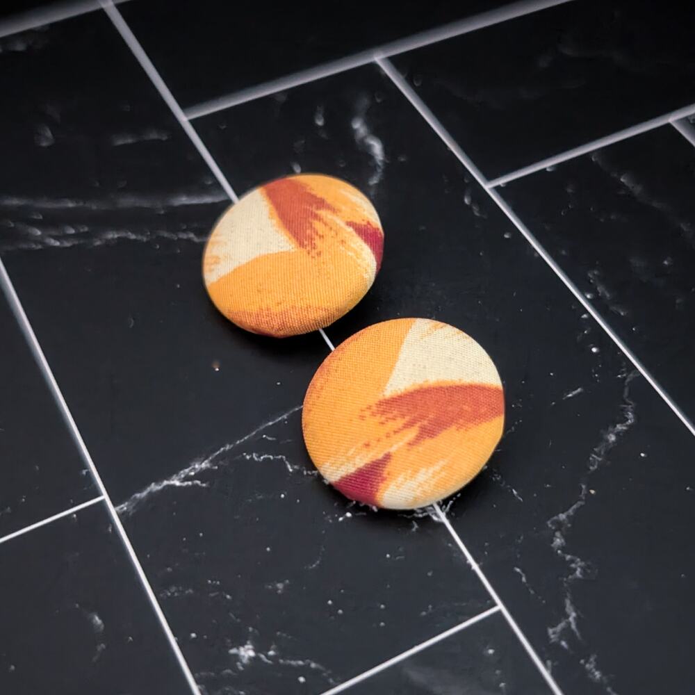 Vintage Clip On Earrings Orange/Yellow/Cream Tones Button Style - Picture 3 of 5